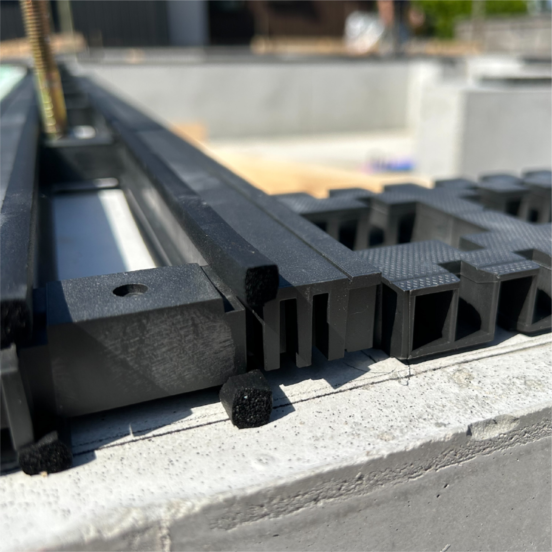 シロアリ被害に備える工法と最長10年保証